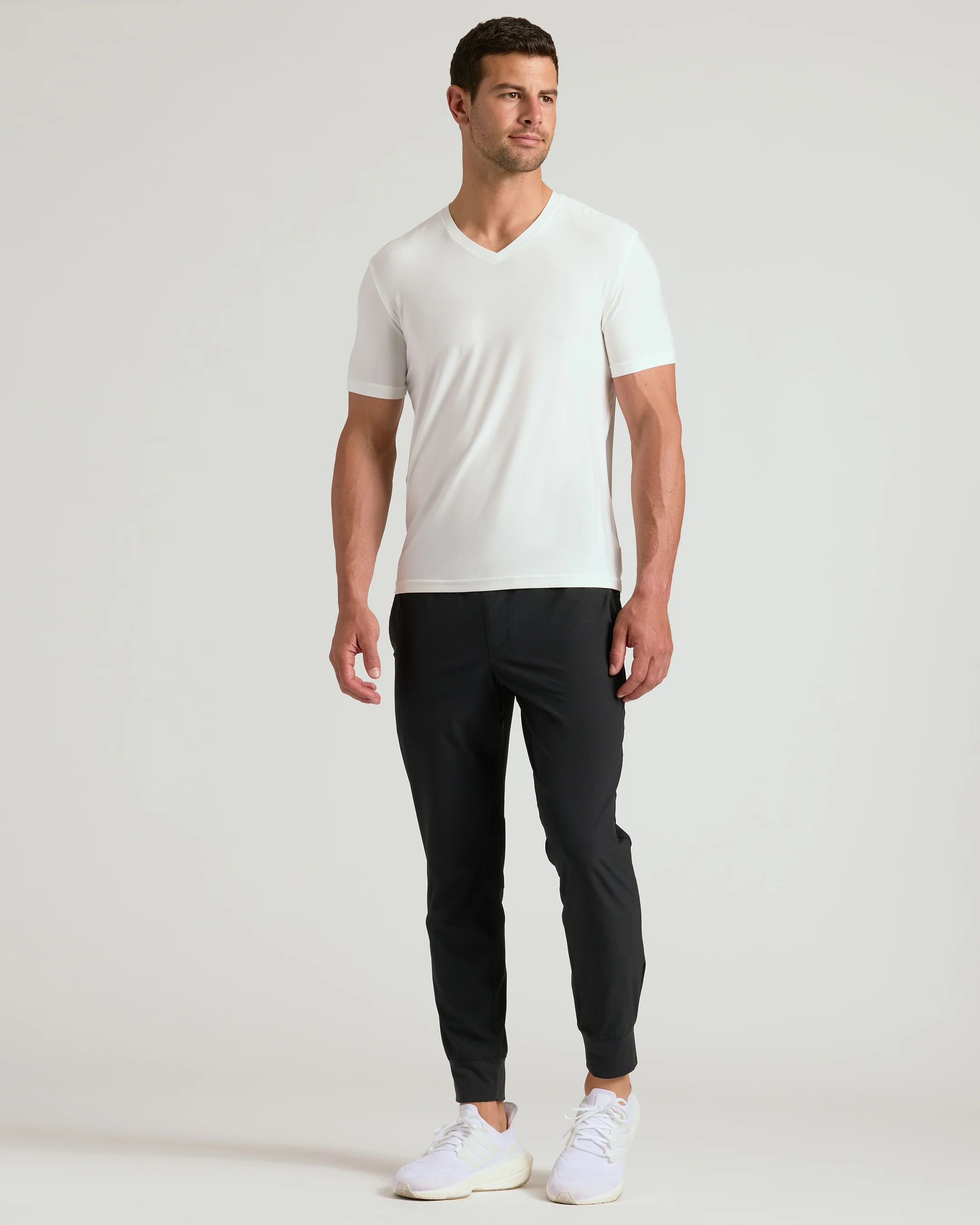 Moon Active V-Neck - Image 6