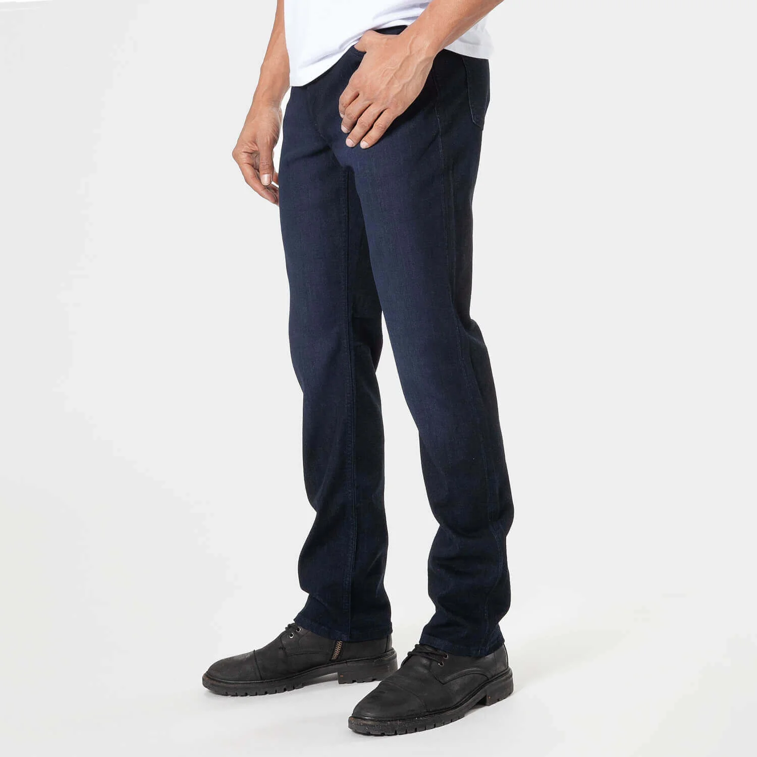 Indigo & Gray Straight Comfort Jeans 3-Pack - Image 4