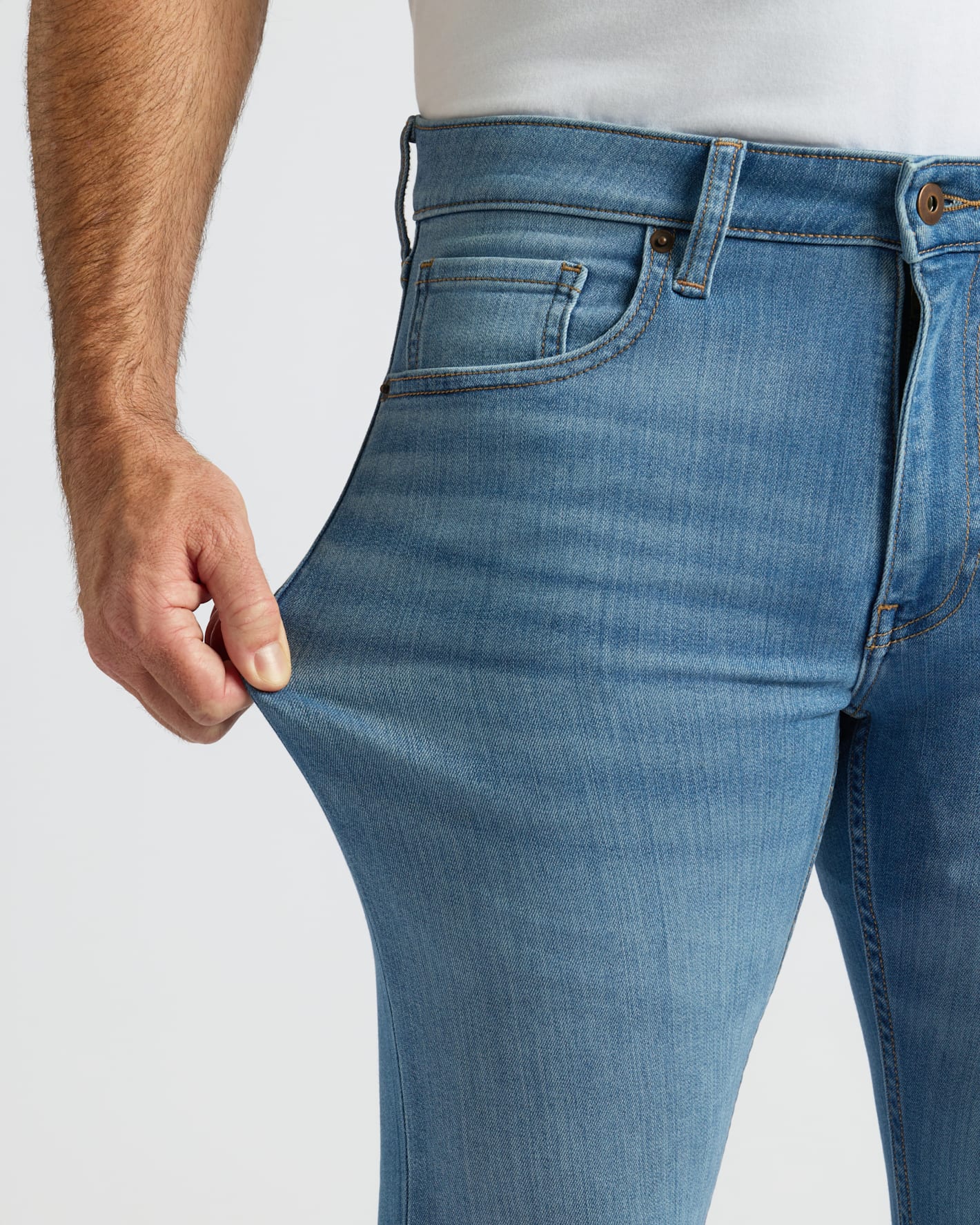 Slim Indigo and Medium Wash Comfort Stretch Jeans 2-Pack - Image 9
