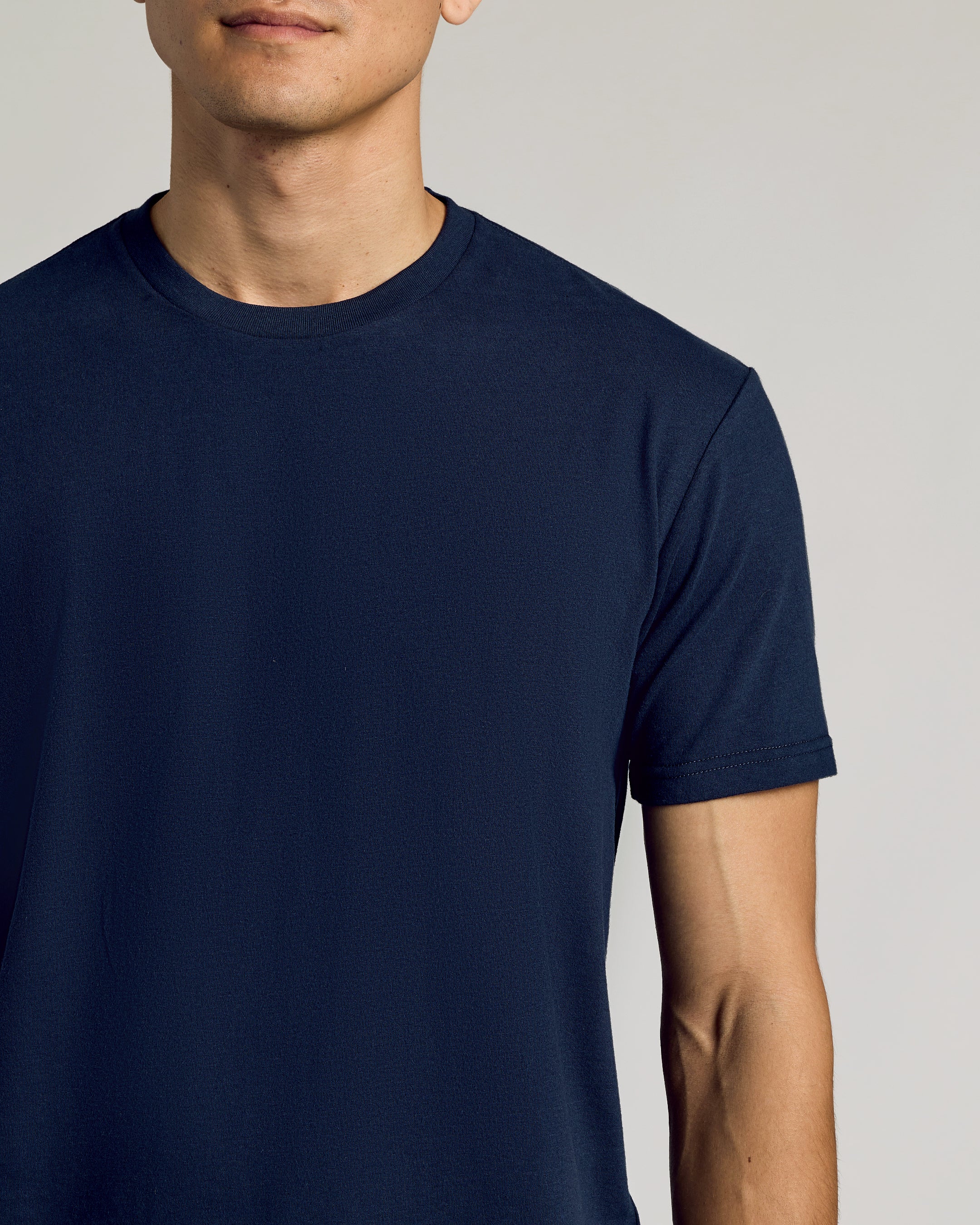 Wardrobe Curved Hem Classic Crew Neck 10-Pack - Image 8